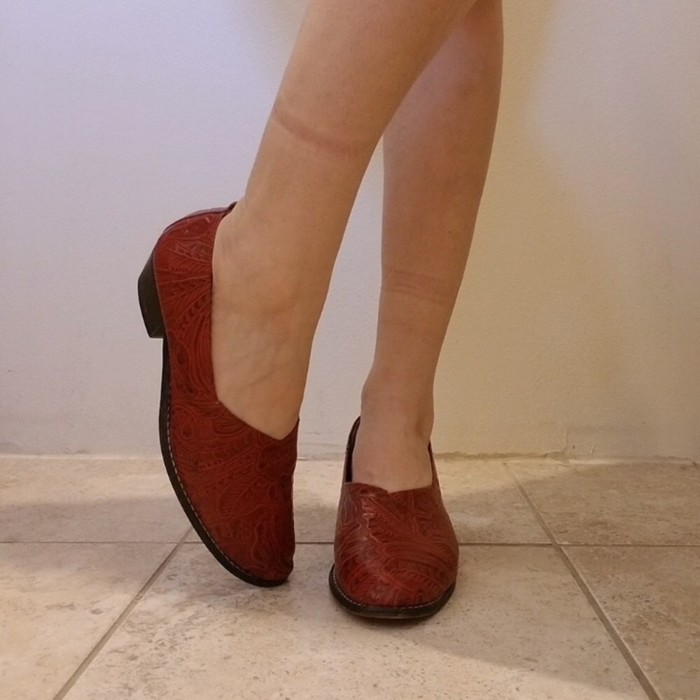 REPOSH Oxblood Loafers - Picture 5 of 8